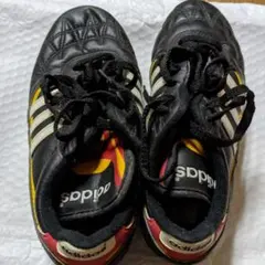 adidasサッカースパイク22.5cm