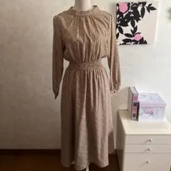 Ray Cassin 小花柄ワンピース