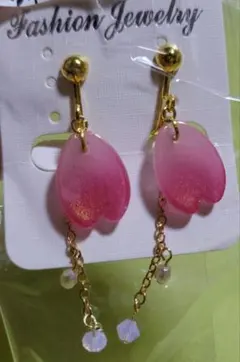桜イヤリング