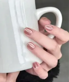 新品 30個入りネイルチップ ピンクブラウン マグネット風 ショート オシャレ