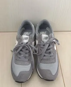 【最終値下げ】新品未使用品！new balance レディーススニーカー23㎝