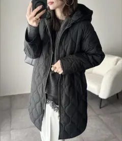 美品《Emma Taylor》美シルエット3wayキルティングフードコート