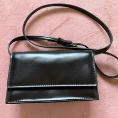 LOWRYSFARM黒の合成皮革ショルダーバッグ