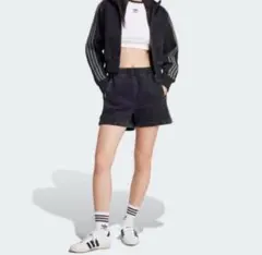 アディダスオリジナルス　adidas originals ショートパンツ