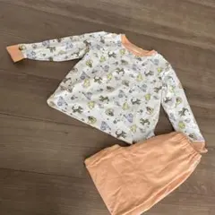 ユニクロ　ぷーさん　110センチ　パジャマ