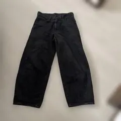 GU バレルレッグ　ジーンズ