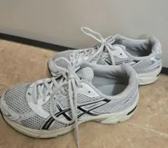 完売カラー☆ASICS☆スニーカー GEL-1130