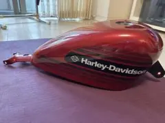 Harley-Davidson フューエルタンク レッドのサムネイル