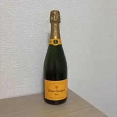 Veuve Clicquot Brut シャンパンのサムネイル