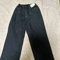新品未使用　ユニクロ　キッズ　ワイドフィットストレートジーンズ　150センチ