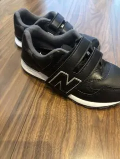 New Balance キッズスニーカー ブラック 19、5cm