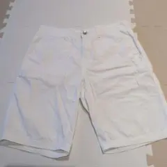 Calvin Klein ショートパンツ ホワイト 31インチのサムネイル