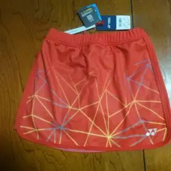 YONEX レッド スカート 幾何学模様