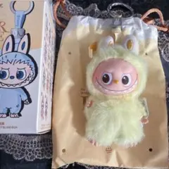 ** POPMART ラブブ イニシャルぬいぐるみペンダント F