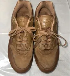 Nike Women's Air Max 1 '87 Luxe