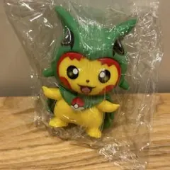 メガレックウザのポンチョを着たピカチュウ フィギュア 2016 ポケセン