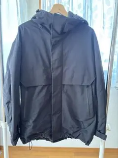 ユニクロ J ハイブリッドダウンパーカー