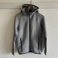 UNIQLO 試着のみの美品 ドライストレッチフルジップパーカー グレー Sのサムネイル