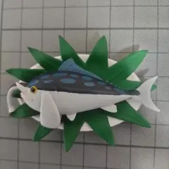 ワンピースグッズ　ワンピ飯フィギュア　エレファント・ホンマグロ