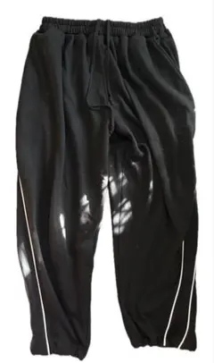 SHORT ROUND/バレルレッグスウェットパンツ