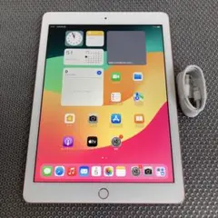 1077 極美品新品級☆電池最良好☆iPad6第6世代32GB WIFIモデル☆