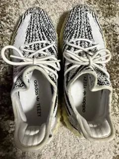adidas Yeezy Boost 350 V2 ゼブラ Zebra