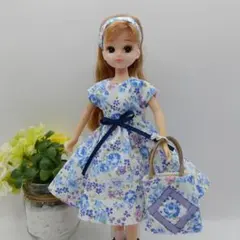 リカちゃん3点セット　花柄　小花柄　小花柄ワンピース　ブルーワンピース