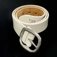 レザーベルト ホワイト Rロゴ - メルカリ