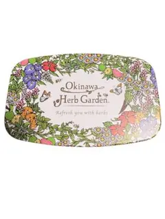 空き缶　お菓子缶