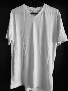 ホワイト Vネック Tシャツ 半袖　ナノユニバースのサムネイル