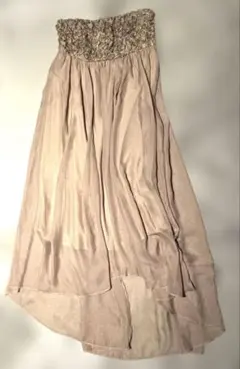 チューブトップドレス