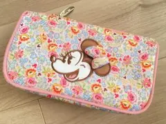 ミニーマウス　花柄ポーチ
