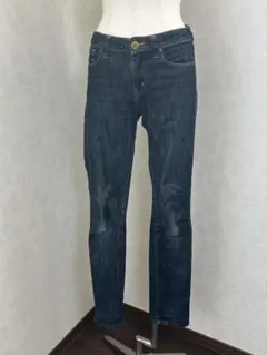 UNIQLO ストレートスキニージーンズ ウエスト66cm