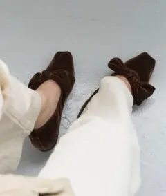 【値下げ中】LE TALON ブラウンベルベットフラットシューズ