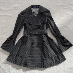 バーバリーブルーレーベル　トレンチコート　ボーダー　ロゴ刻印ボタン　ブラック　S