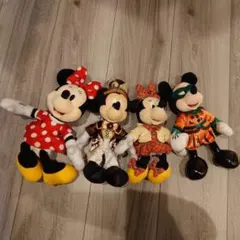 ディズニー　ぬいぐるみバッジ　ぬいぐるみ　ミッキー　ミニー