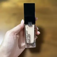 GIVENCHY PRISME LIBRE グロウ セラム ファンデーションのサムネイル