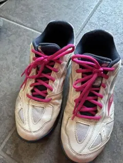 テニスシューズ 女性用 ホワイト/ピンク US 6.5