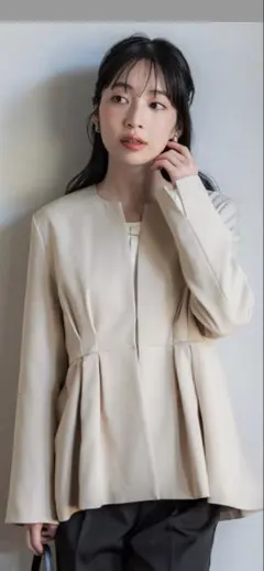 新品/coca/ベージュ ノーカラージャケットのサムネイル