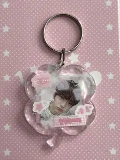 ハンドメイド 韓国 クローバー キーホルダー