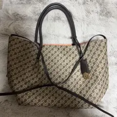 Item thumbnail for item 900c94b5-3a0b-4ba2-9535-d9e7a8569aa5