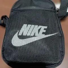 NIKE メッシュ ショルダーバッグ ブラック