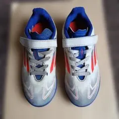サッカー　adidas　トレーニングシューズ ホワイト/ブルー/レッド