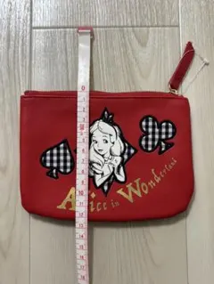 新品未使用 ディズニーランドパリ 不思議の国のアリス ポーチ