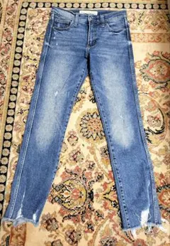 GAP ハイライズ スリムストレートデニム ダメージデニム