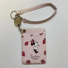 ディズニーストア ミニー パスケース 苺 ストロベリー ピンク