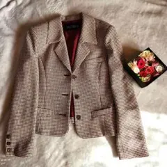 Item thumbnail for item bc53537d-3c8e-46b9-8b02-10e2898d96ce