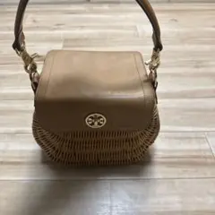 Tory Burch 籐とレザーのハンドバッグ