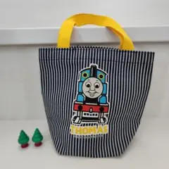 きかんしゃトーマス カプセルトイ樹木2個とミニトートのセット　マチ付きのサムネイル