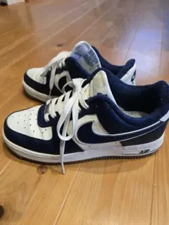 Nike Air Force 1 ネイビー/ホワイト スニーカー